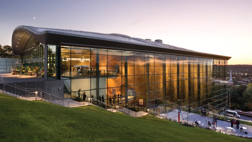 The practice created innovative further education buildings in New York, including the EMPAC. Photos: Peter Aaron, Hufton + Crow